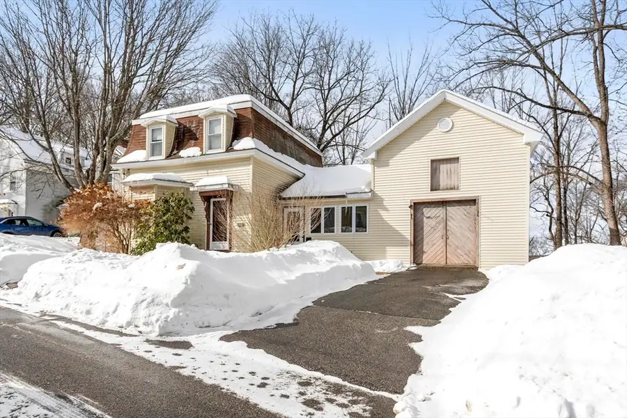 86 Highland St, Athol, MA 01331 - #2