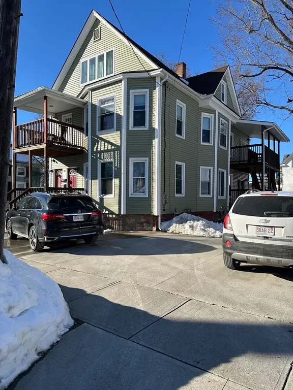 128 Hampden Street, West Springfield, MA 01089