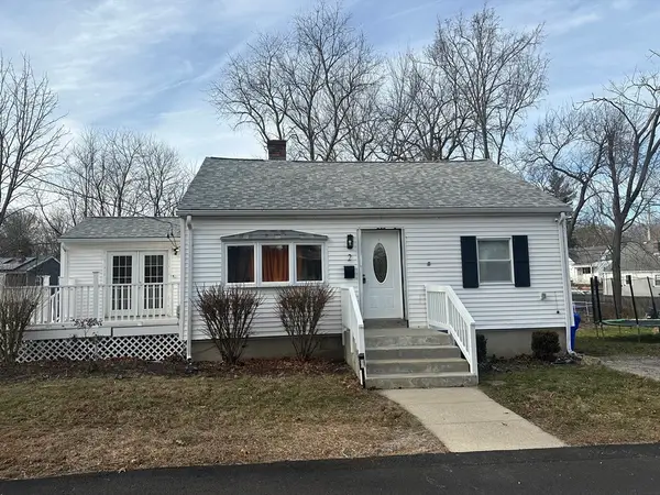 2 C Carmine Drive, North Providence, RI 02911