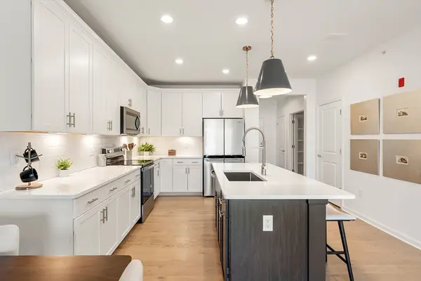 320 Martins Landing Way #502, North Reading, MA 01864