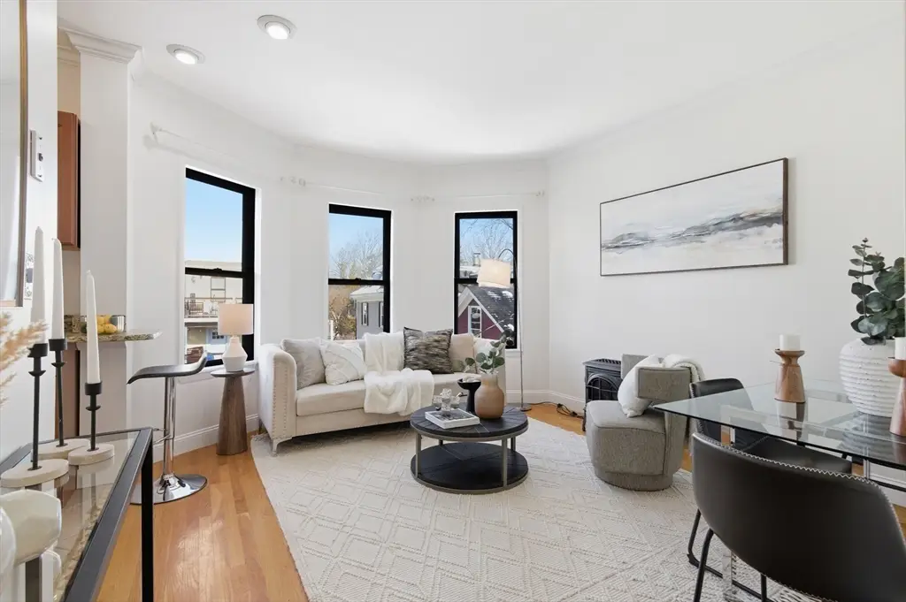 18 Atwood Sq #3, Boston, MA 02130 - #1