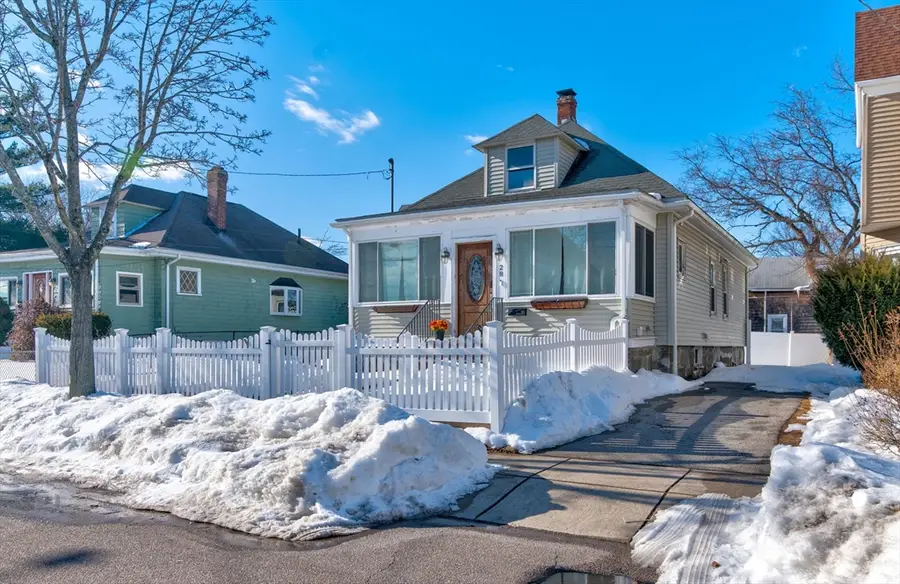 28 Apthorp St, Quincy, MA 02170 - #2