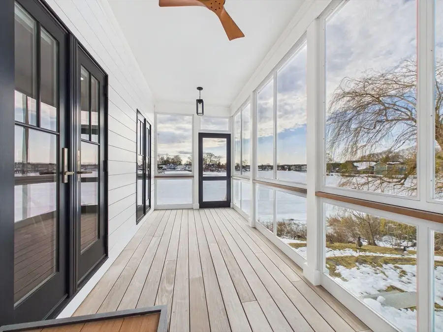 72 Ocean View Ave, Swansea, MA 02777 - #3