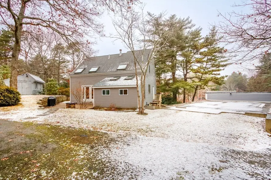 10 Sandy Ln, Bourne, MA 02532 - #2