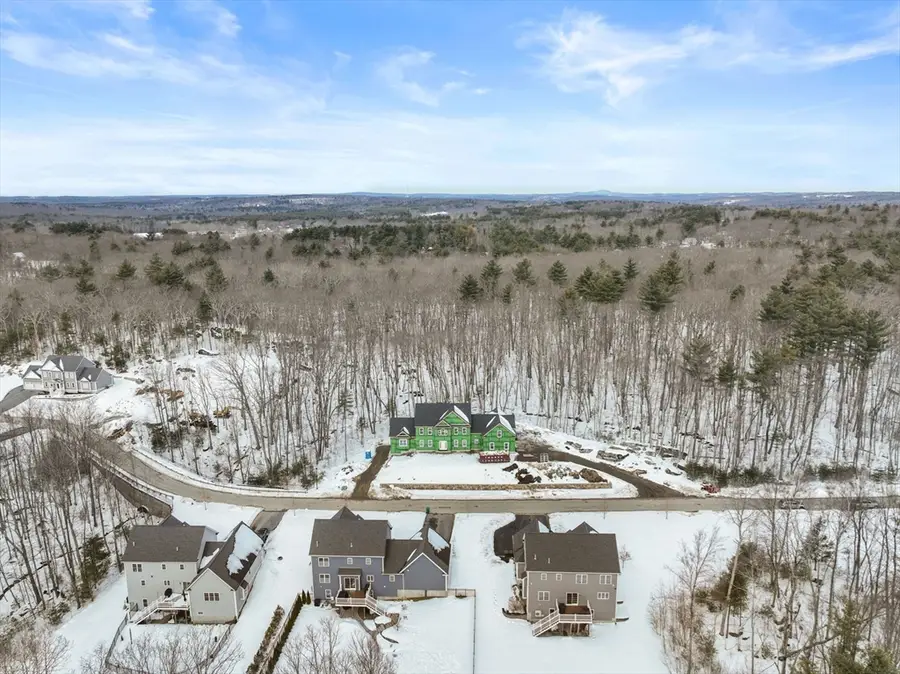 90 Windstone Dr, Northbridge, MA 01534 - #2