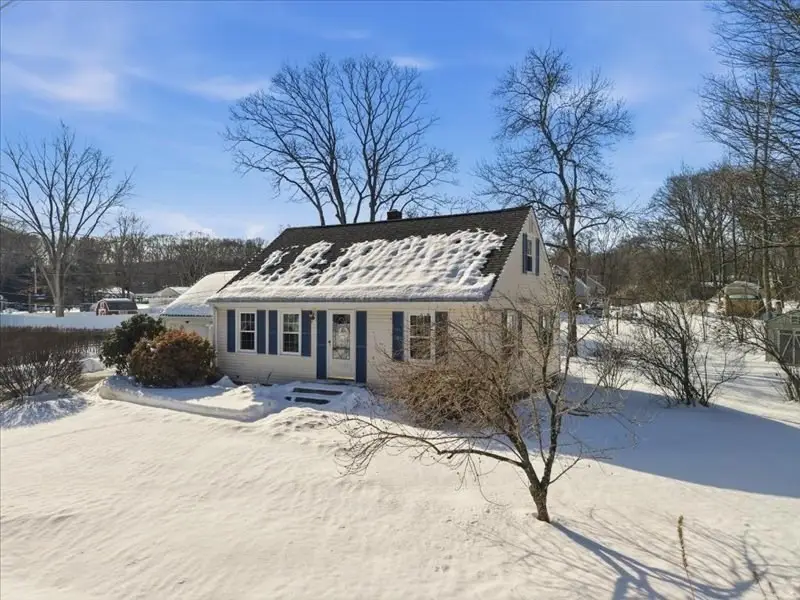 720 Thacher St, Attleboro, MA 02703 - #3