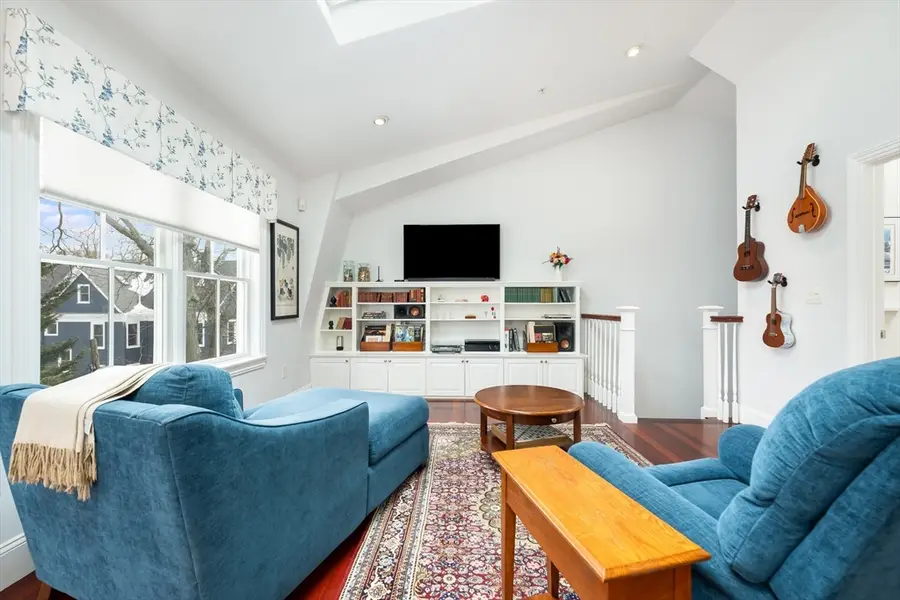 40 Mt. Pleasant #4, Cambridge, MA 02140 - #2