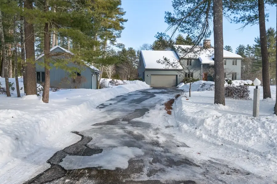 15 Martingale Road, Amherst, NH 03031 - #2