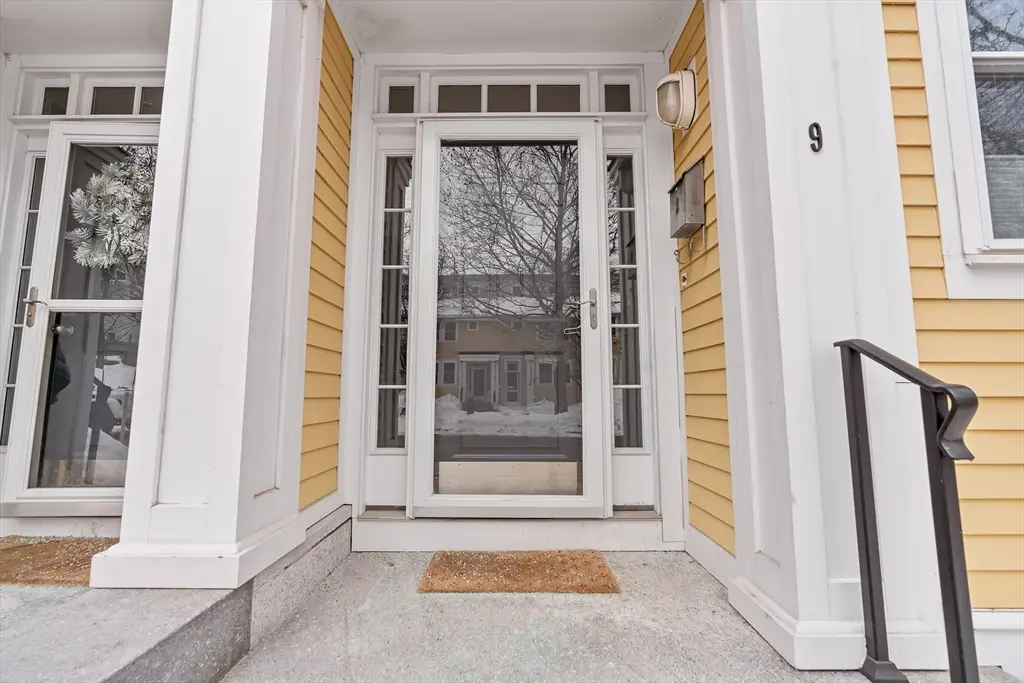 129 Merrimac #9, Newburyport, MA 01950 - #1