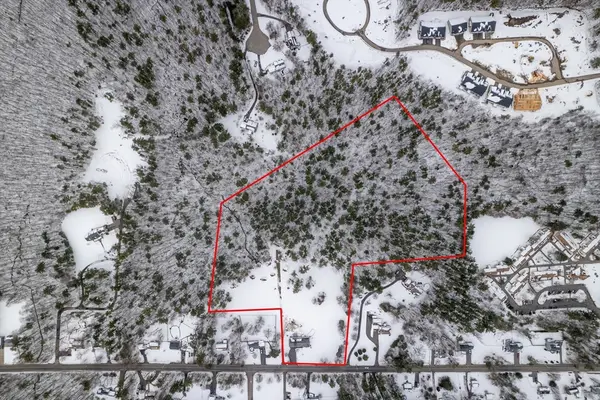 361A County Road, Hanson, MA 02341