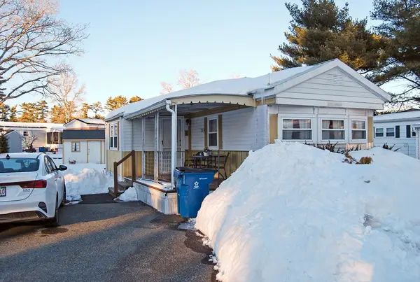 9 King Dr, Wareham, MA 02576