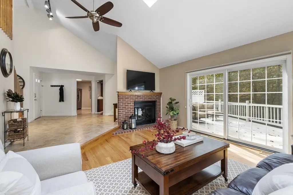 18B Pilgrim Dr #18b, Westford, MA 01886 - #1