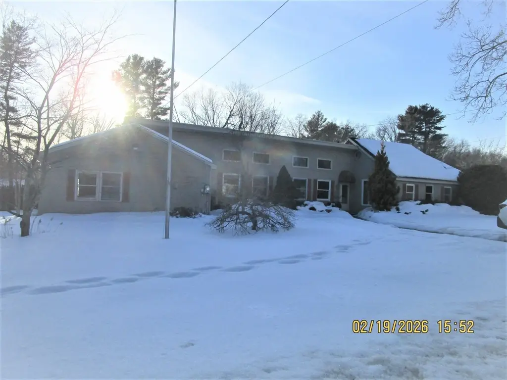 659 Highland St, Northbridge, MA 01534 - #1