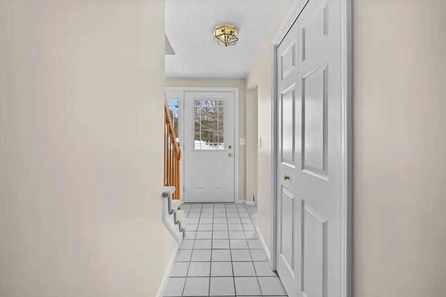 220 Alana Dr, Northbridge, MA 01534 - #3