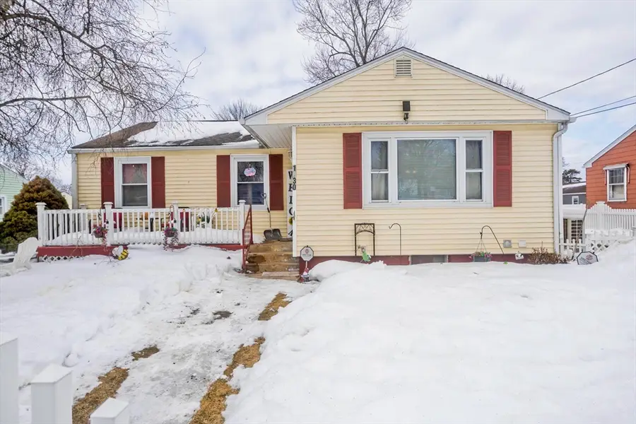 1730 Carew St, Springfield, MA 01104 - #2