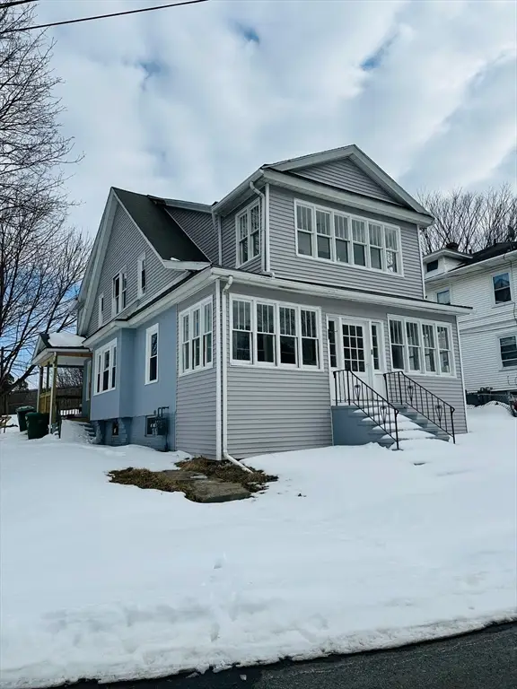 13 Beston St, Chicopee, MA 01013