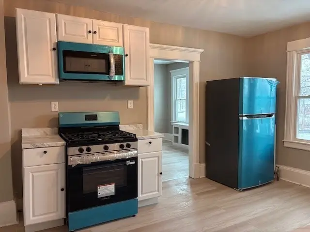 13 Beston St, Chicopee, MA 01013 - #3