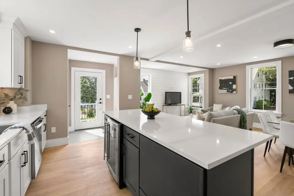 71 Whites Ave #71, Watertown, MA 02472 - #1