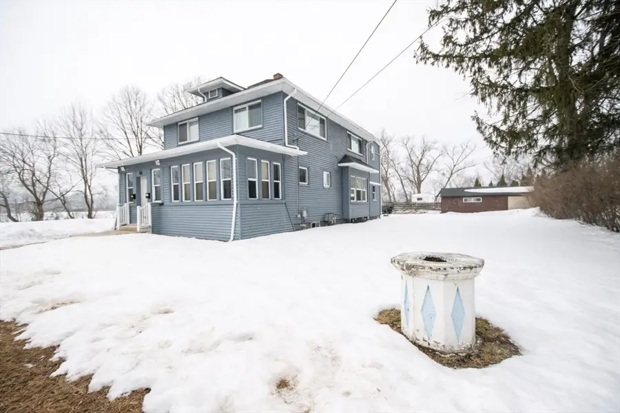 124 Walter St, Chicopee, MA 01013 - #2