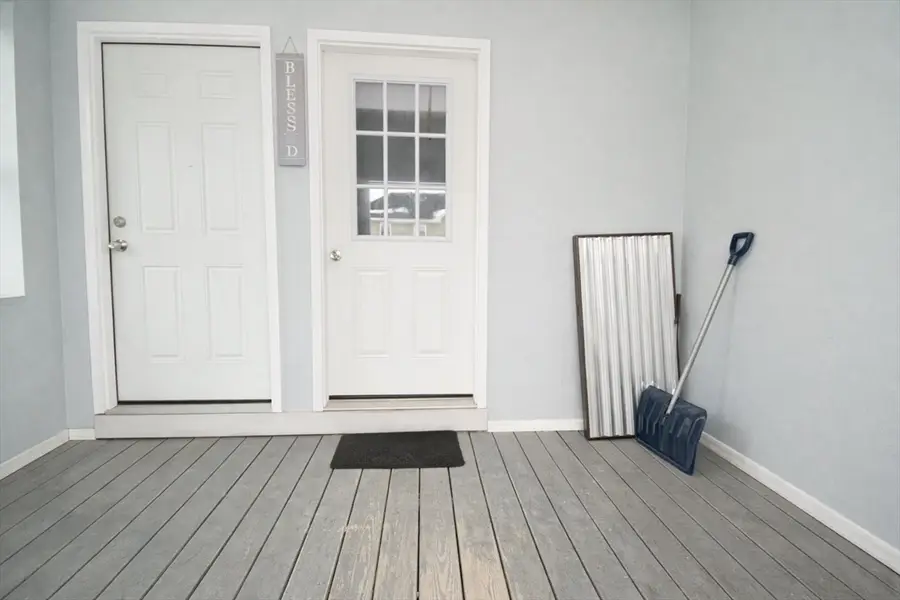 124 Walter St, Chicopee, MA 01013 - #3