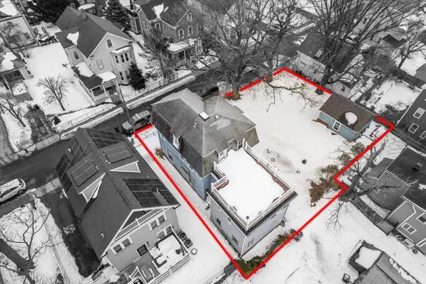 28 Port Norfolk St, Boston, MA 02122