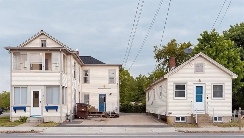 12 Hartford Ave E, Uxbridge, MA 01569 - #1