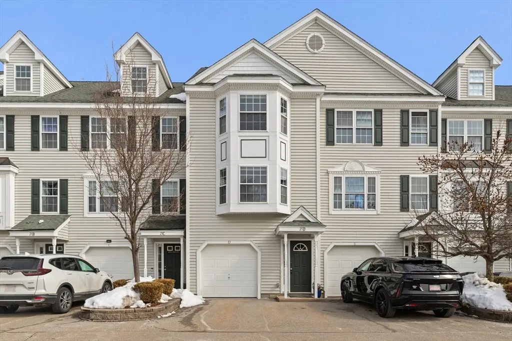 21 Merrimac Way #D, Tyngsborough, MA 01879 - #1
