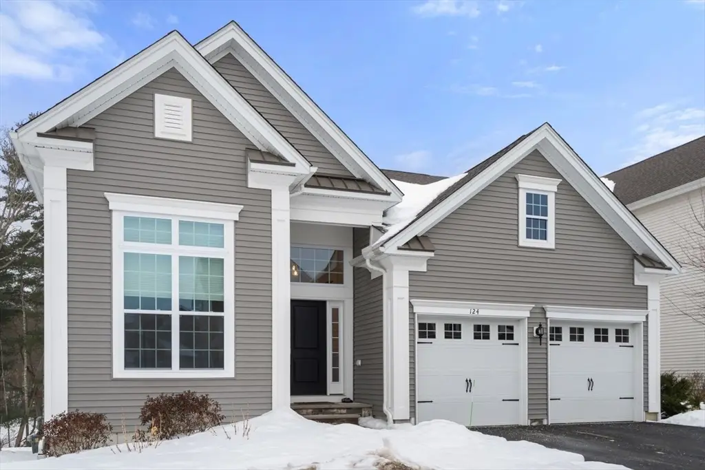 124 Glen Ellen Blvd #124, Millis, MA 02054 - #1