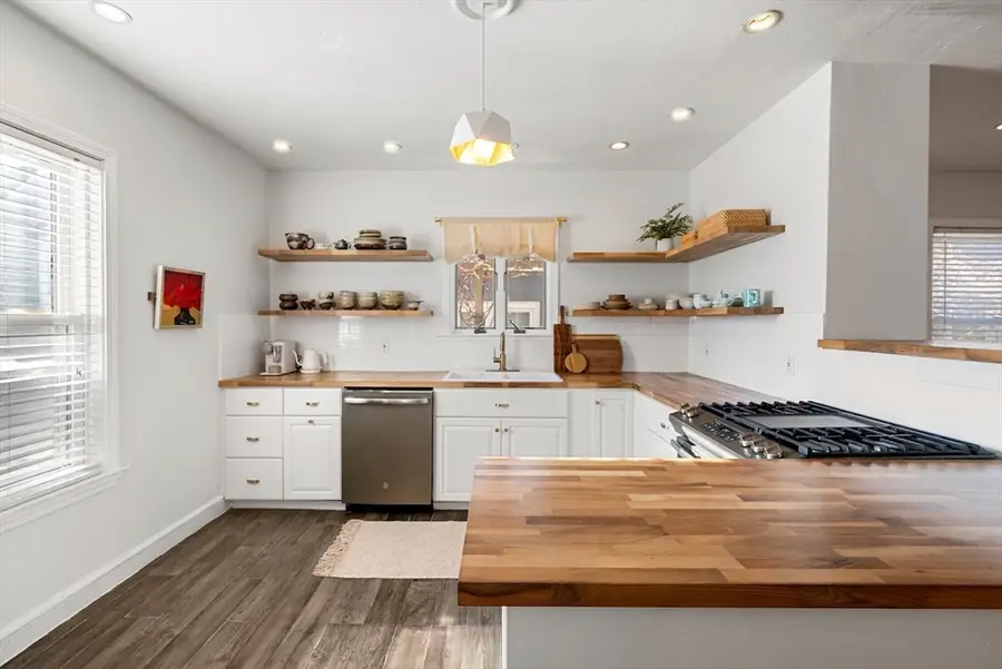 11 Hamilton St, Boston, MA 02125 - #3