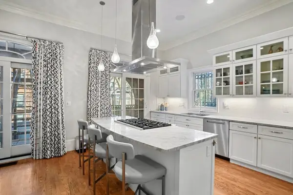 41 Worcester St #1, Boston, MA 02118