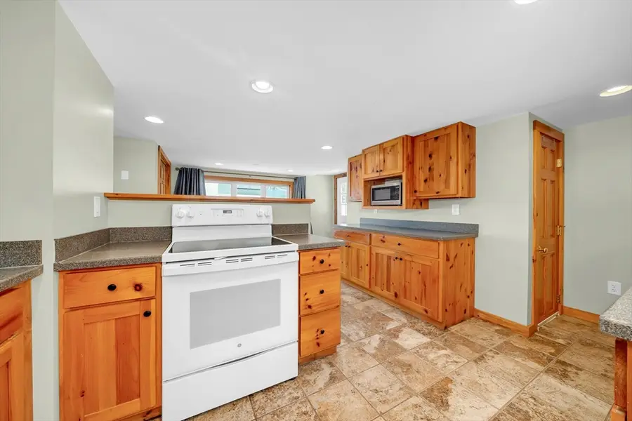 27 Tyng Rd, Tyngsborough, MA 01879 - #3