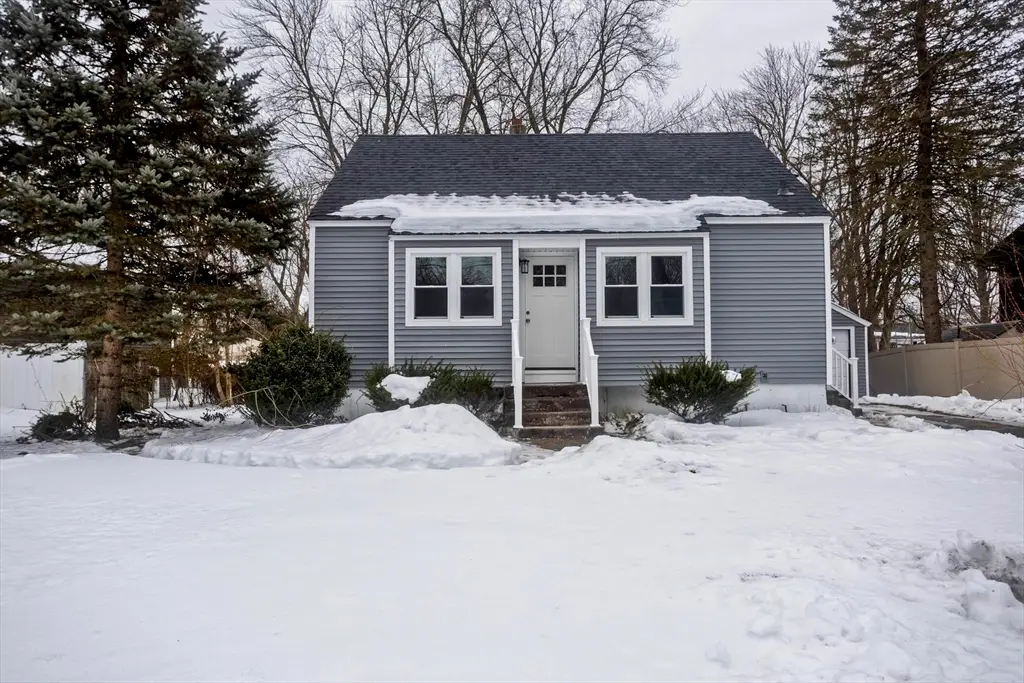 61 Saint Jacques Ave, Chicopee, MA 01020 - #1