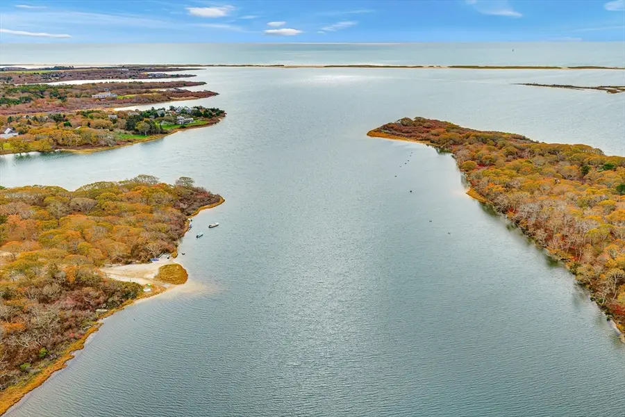 114 Meetinghouse Way, Edgartown, MA 02539 - #3