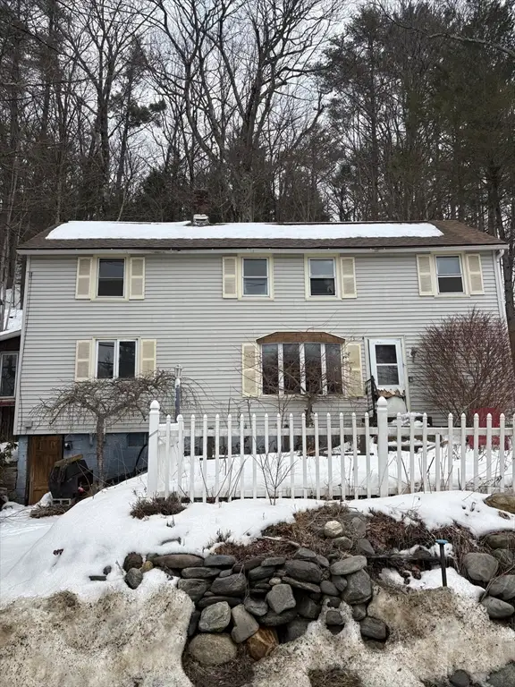 13 Basket St, Huntington, MA 01050 - #1