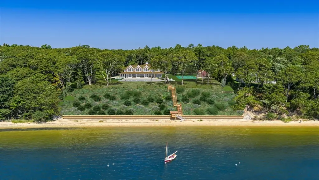 135 Putnam Avenue, Cotuit, MA 02635 - #1