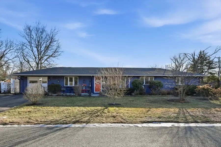 14 Ridgefield Dr, Framingham, MA 01701 - #3