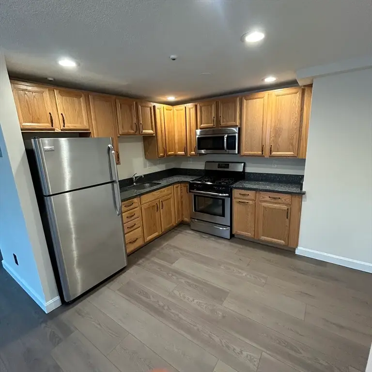 114 Willard St #4, Quincy, MA 02169 - #2