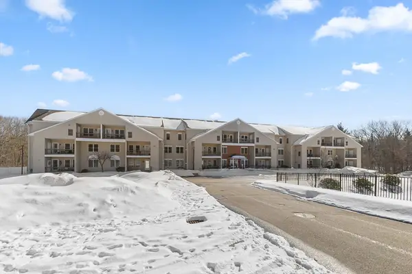 216 Reservoir Street #202, Holden, MA 01520