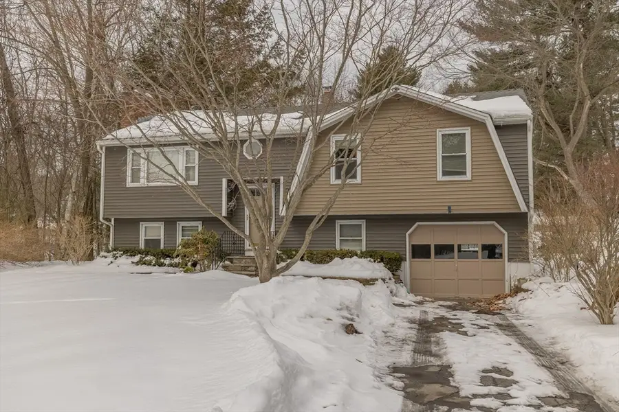 4 Mascuppic Trl, Tyngsborough, MA 01879 - #2