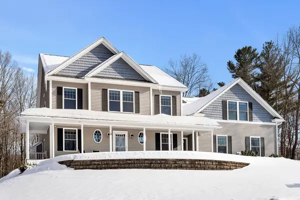 5 Senter Farm Road, Hudson, NH 03051