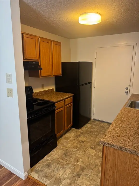 9 Village Hill #15, Natick, MA 01760 - #3