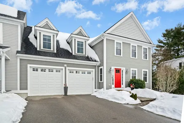 82 Pleasant Street #82, Medfield, MA 02052