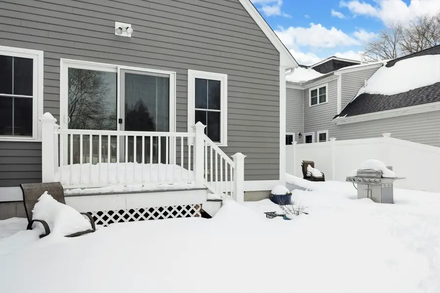 82 Pleasant Street #82, Medfield, MA 02052 - #2