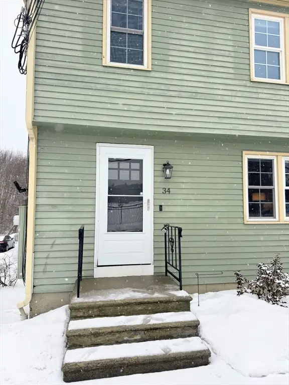 34 Crescent St #34, Whitinsville, MA 01588 - #2