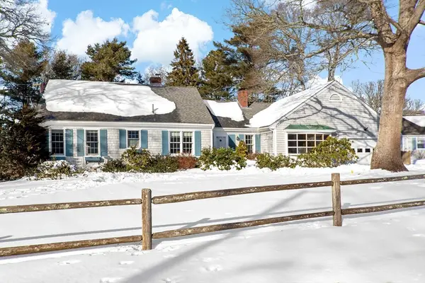 180 Pond View Drive, Barnstable, MA 02632