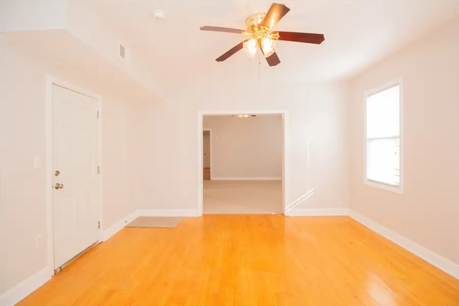 9-1/2 Ames St #2, Worcester, MA 01610 - #3