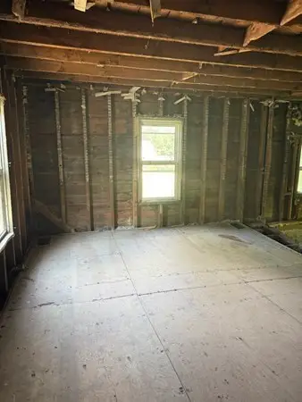 303 Ponakin Rd, Lancaster, MA 01523 - #3