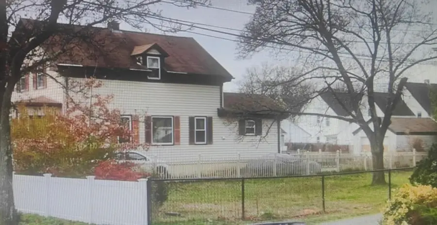 44 Walnut St., East Providence, RI 02914 - #2