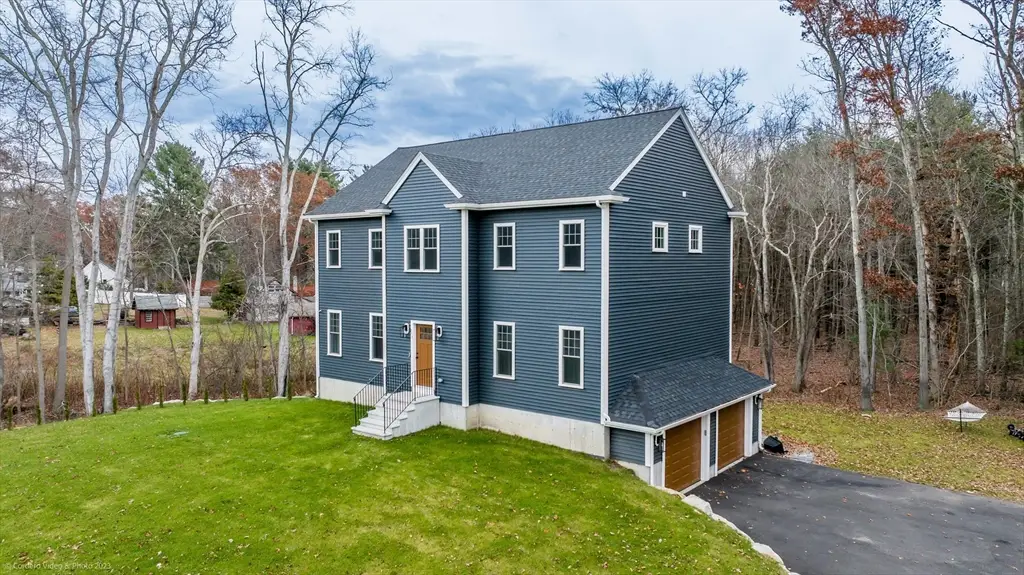 111 Dunbar St, Taunton, MA 02780 - #1