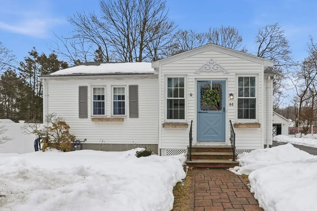44 Reed Ave, Weymouth, MA 02190 - #1